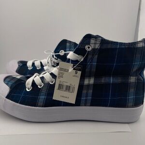 Blue Plaid High Top Shoes Women's Size 9 NWT